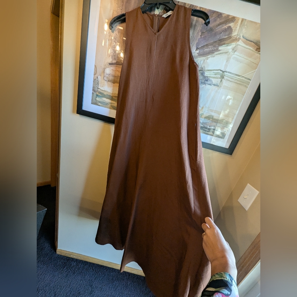 Zara Linen Dress - Picture 4 of 13